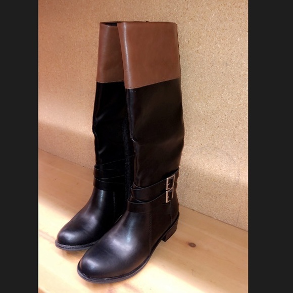 Women’s Two-Tone Riding Boot (NWT) - Picture 2 of 6